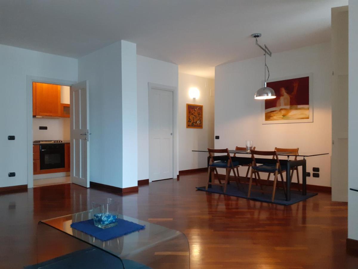 Olimpia Apartment City Center Salernes Extérieur photo