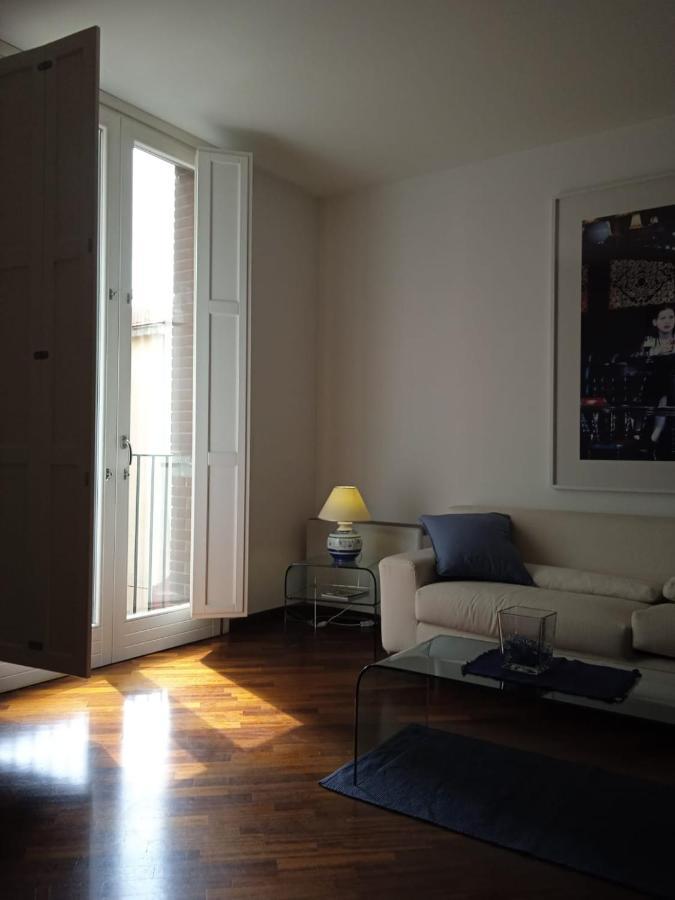 Olimpia Apartment City Center Salernes Extérieur photo